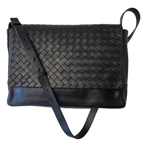 Bottega Veneta Black Leather Intrecciato Messenger Crossbody Bag - Picture 1 of 11